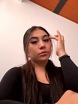 LatinaFireX online show from January 10, 2026, 7:09 pm