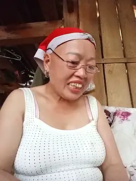 Snapshot of Agnes-baby chatting on May 20, 2026, 10:12 am Agnes-baby online show from May 20, 2026, 10:12 am