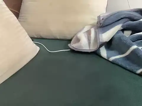 mdlaif1111 online show from February 13, 2026, 2:55 am