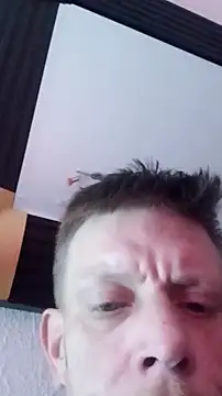 Snapshot of Der_Schoene_Penis chatting on April 14, 2026, 8:08 am Der Schoene Penis online show from April 14, 2026, 8:08 am