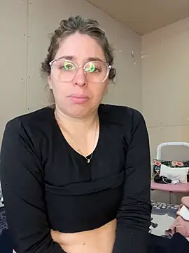 Snapshot of soyanahii chatting on May 23, 2026, 2:49 pm soyanahii online show from May 23, 2026, 2:49 pm
