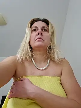 Amelia9798 online show from February 28, 2026, 8:25 am