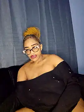 Sultrydiva1 online show from January 12, 2026, 2:18 am