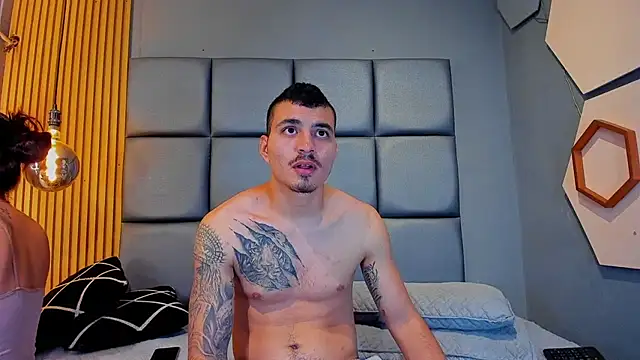 ZOE GIANLUCA online show from February 5, 2026, 12:39 am