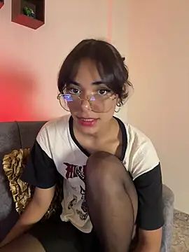 Iam Lyan  online show from July 10, 2026, 12:54 am
