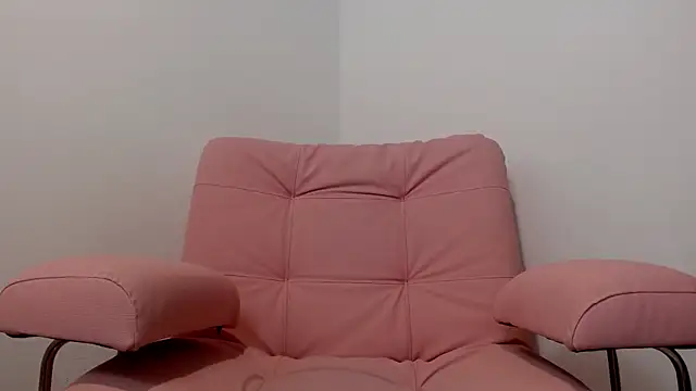 IVANNAFOXvh online show from April 24, 2026, 1:46 pm