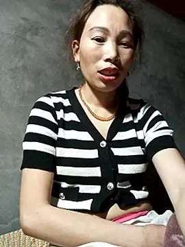 Snapshot of Nllpvp chatting on February 17, 2026, 11:29 am Nllpvp online show from February 17, 2026, 11:29 am