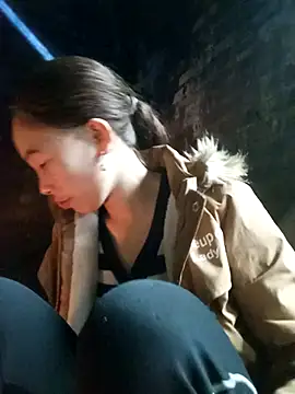 Snapshot of Nllpvp chatting on January 17, 2026, 3:21 am Nllpvp online show from January 17, 2026, 3:21 am