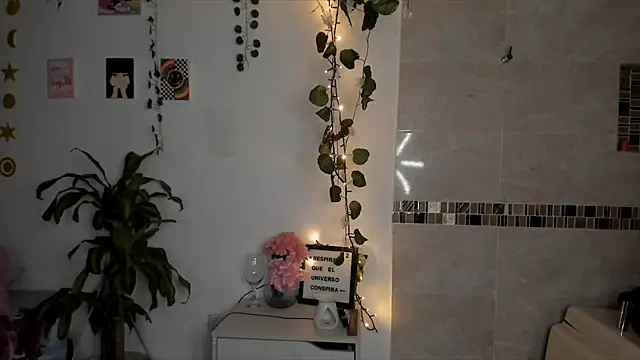 Pisces angel online show from March 31, 2026, 10:34 pm