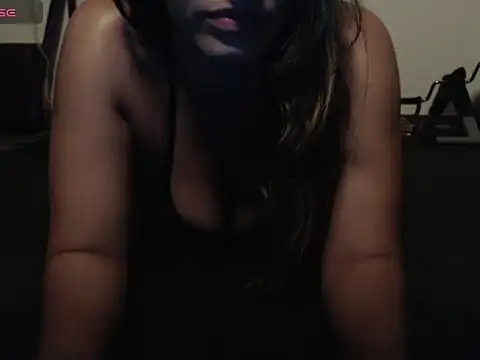 Snapshot of Millycamfit chatting on January 13, 2026, 6:39 am Millycamfit online show from January 13, 2026, 6:39 am