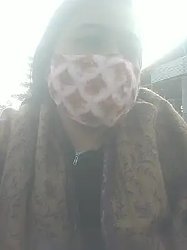 momo loves online show from January 10, 2026, 9:15 am