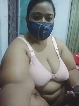 momo loves online show from April 16, 2026, 8:20 pm