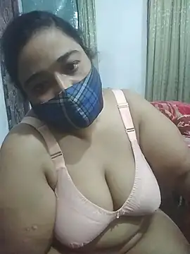 momo loves online show from April 4, 2026, 4:46 pm