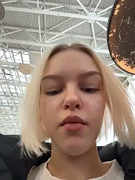 AshleyMur online show from January 13, 2026, 3:32 am