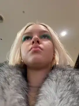 AshleyMur online show from January 15, 2026, 5:00 am