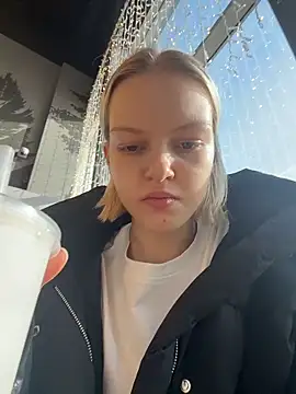 Snapshot of AshleyMur chatting on March 1, 2026, 5:18 am AshleyMur online show from March 1, 2026, 5:18 am