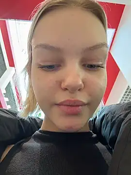 Snapshot of AshleyMur chatting on February 22, 2026, 5:32 am AshleyMur online show from February 22, 2026, 5:32 am