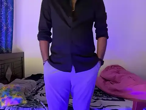 Snapshot of Ruthless_guyy chatting on February 4, 2026, 6:47 pm Ruthless guyy online show from February 4, 2026, 6:47 pm