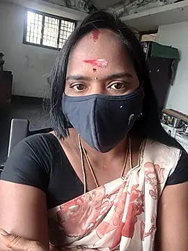 Tamil Hot Divya online show from February 10, 2026, 6:01 am