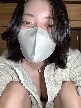 minami room online show from January 14, 2026, 4:27 am