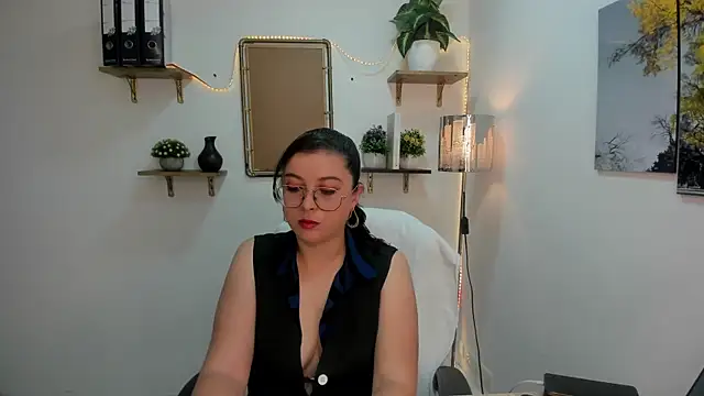 Victoria cg1 online show from January 12, 2026, 12:45 pm