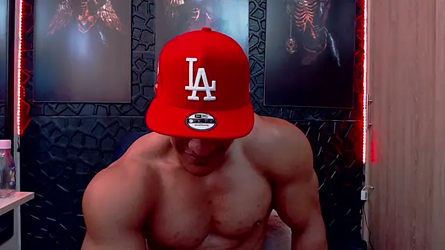 Snapshot of viktor_herrera chatting on February 23, 2026, 4:18 pm viktor herrera online show from February 23, 2026, 4:18 pm