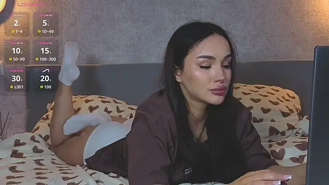 LushMirai online show from April 7, 2026, 1:24 pm