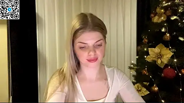 Sweet Sinn  online show from January 9, 2026, 9:00 pm