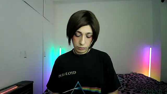 HoneyValentine online show from February 13, 2026, 9:48 pm