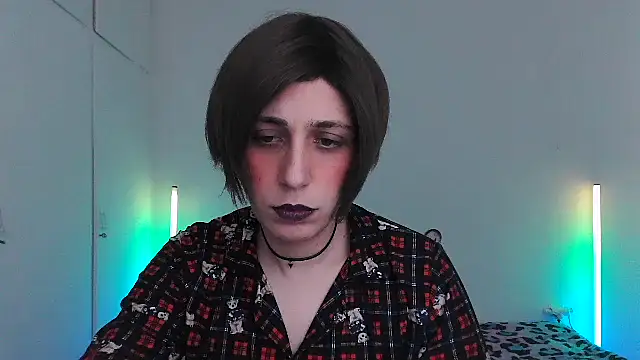 HoneyValentine online show from February 17, 2026, 6:49 pm