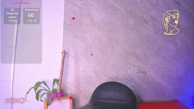 Snapshot of Treyk_king chatting on February 24, 2026, 4:13 am Treyk king online show from February 24, 2026, 4:13 am