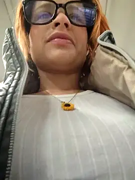 Snapshot of Cataleya_16 chatting on February 8, 2026, 7:33 pm Cataleya 16 online show from February 8, 2026, 7:33 pm