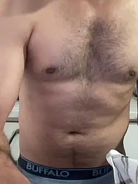 comings33 online show from April 14, 2026, 12:10 pm