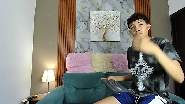 AVENGER BOYS2026 online show from February 26, 2026, 7:14 pm