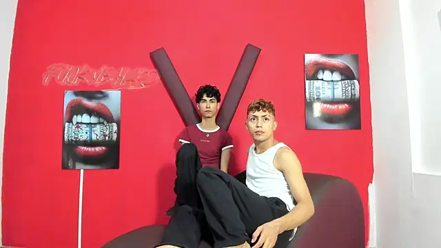Snapshot of AVENGER_BOYS2026 chatting on April 18, 2026, 7:18 pm AVENGER BOYS2026 online show from April 18, 2026, 7:18 pm