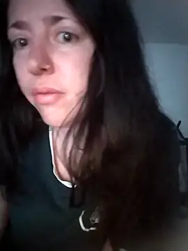 Ragerer1 online show from April 21, 2026, 7:42 pm