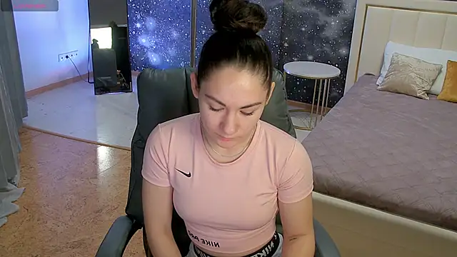 Snapshot of Adele_Shy_ chatting on January 15, 2026, 1:09 am Adele Shy online show from January 15, 2026, 1:09 am