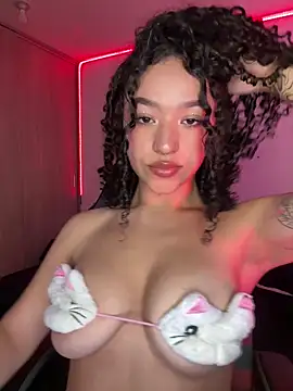 crystal dlun online show from March 26, 2026, 4:16 pm