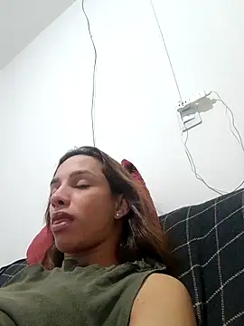 Snapshot of ofjuliaa chatting on February 8, 2026, 2:53 am ofjuliaa online show from February 8, 2026, 2:53 am