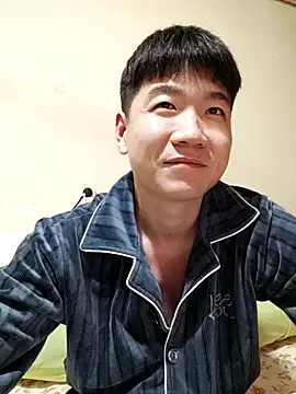 Snapshot of didihenguai chatting on January 7, 2026, 12:43 pm didihenguai online show from January 7, 2026, 12:43 pm