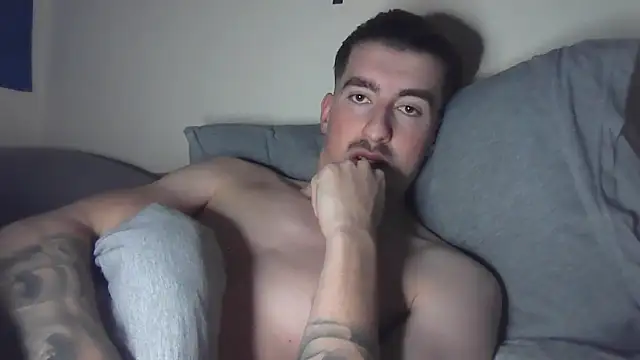 essexboy 2002 online show from January 6, 2026, 11:53 pm