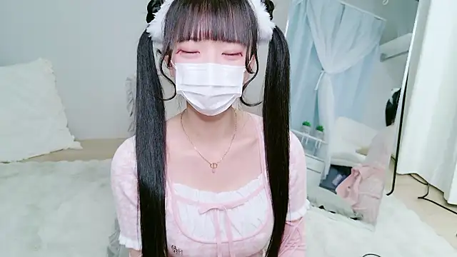 Snapshot of Nonn_chan chatting on February 7, 2026, 6:21 am Nonn chan online show from February 7, 2026, 6:21 am