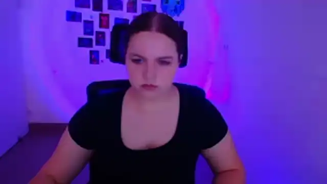 Kitty Mia Kitty online show from February 20, 2026, 12:29 pm