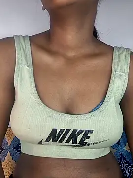 Snapshot of Royal-girl78 chatting on January 8, 2026, 4:13 pm Royal-girl78 online show from January 8, 2026, 4:13 pm