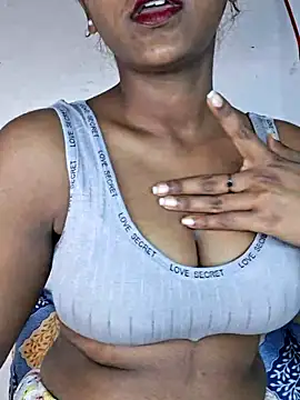 Snapshot of Royal-girl78 chatting on January 15, 2026, 4:43 pm Royal-girl78 online show from January 15, 2026, 4:43 pm