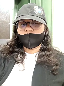 piryasharma005 online show from March 8, 2026, 5:38 pm