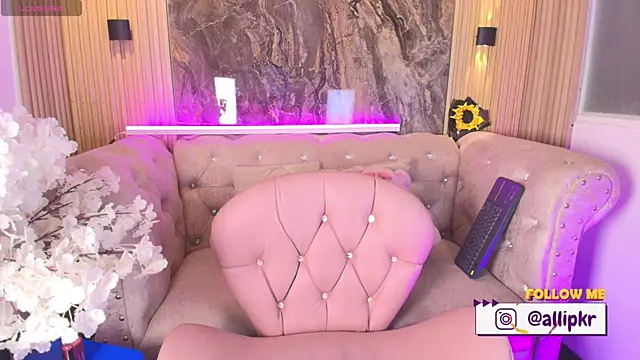 Allison Parker1  online show from April 9, 2026, 12:22 pm