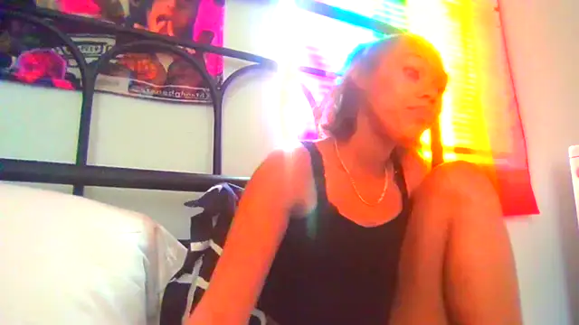 Tamiii420 online show from March 10, 2026, 8:13 pm