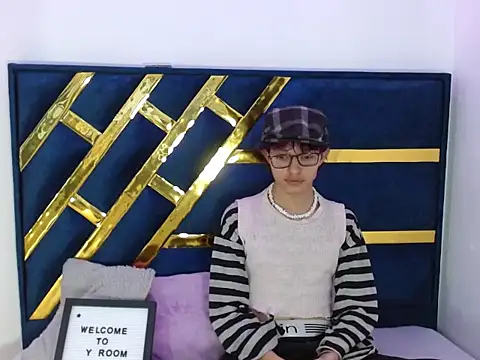 Angel adrien online show from January 7, 2026, 1:49 pm