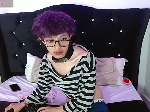 Snapshot of Angel_adrien chatting on January 17, 2026, 12:42 pm Angel adrien online show from January 17, 2026, 12:42 pm